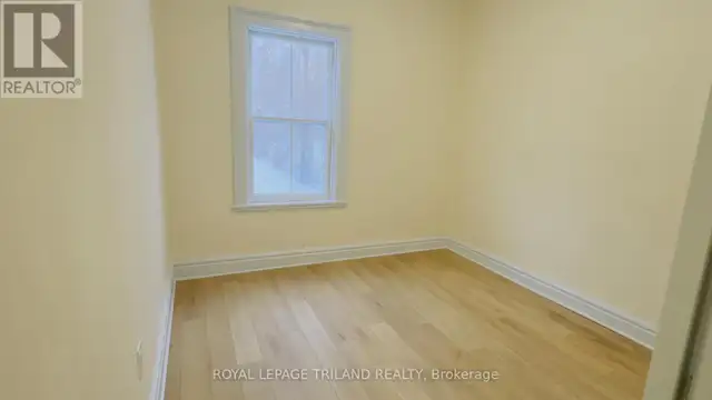 1287 DUNDAS STREET London East (East M), Ontario in Commercial & Office Space for Rent in London - Image 8