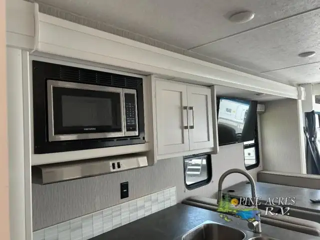 2022 Coachmen RV Pursuit 29XPS Front Bunk 11 Miles in RVs & Motorhomes in Moncton - Image 26