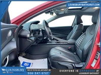 Experience modern design and innovative technology with the 2023 Hyundai Elantra Luxury IVT Two-Tone... (image 6)
