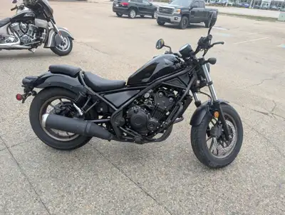 Price does not include $299 dealer fee and taxes 2024 Honda Rebel 500Features may include: Engine &...
