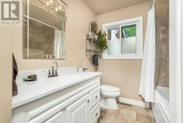 3803 35A Street Vernon, British Columbia in Houses for Sale in Vernon - Image 14