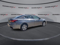 Tires: 215/60R16,Front Heated Bucket Seats -inc: 8-way power driver's seat w/2-way power driver lumb... (image 7)