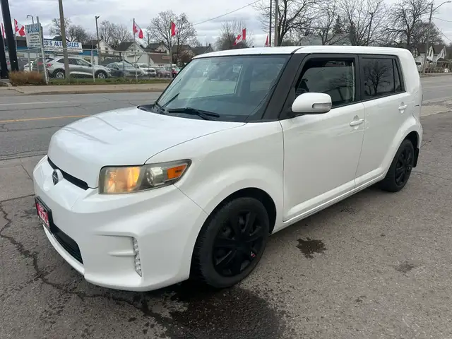 2013 Scion xB XB in Cars & Trucks in St. Catharines - Image 10