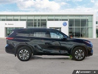 * Electronic On Demand All-Wheel Drive with intelligence * Toyota Safety SenseTM 2.5 -- Pre-Collisio... (image 5)