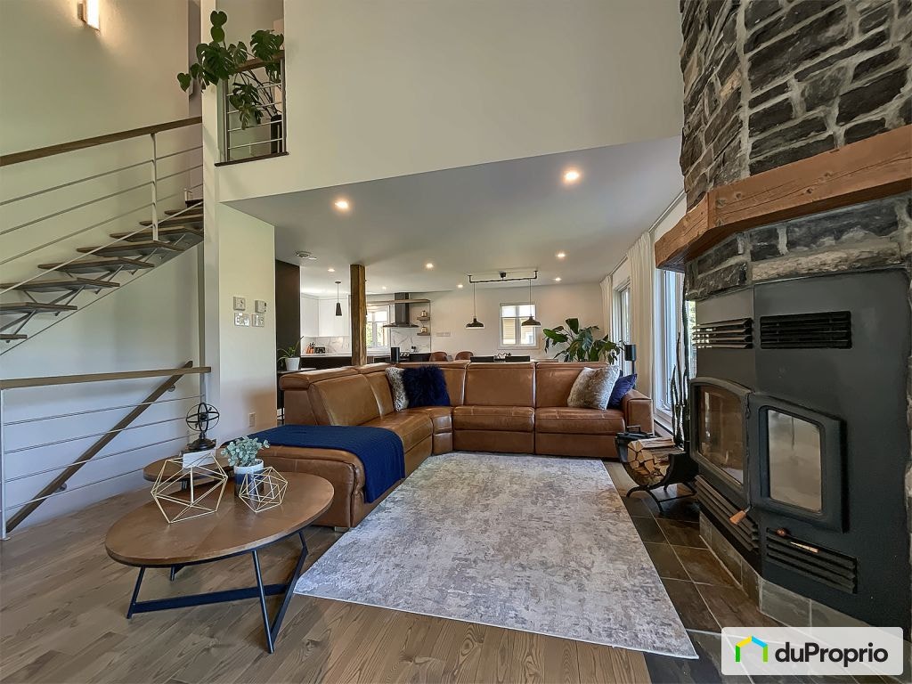 $697,000 - 2 Storey for sale in St-Lambert-De-Lauzon — photo 3