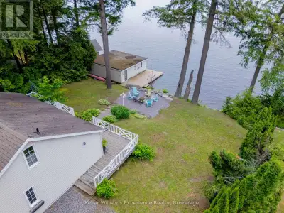 BIG VIEWS | LAKE MUSKOKA COTTAGE + 2-Slip BOATHOUSE and DETACHED GARAGE at an Affordable Price! Enjo...