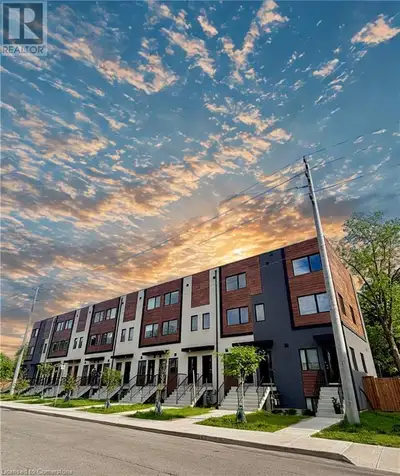 33A GAGE Avenue S Unit# 2 Hamilton, Ontario
