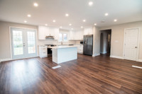**NEWLY RENOVATED** BEAUTIFUL 4 BEDROOM HOUSE IN ST. CATHARINES!
