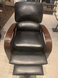Vintage Black Leather Reclining Lounge Arm Chair Recliner