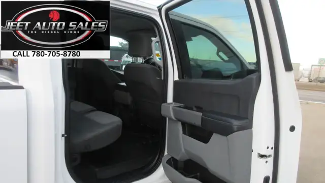2024 Ford F-350 XLT CREW CAB 8 FT LONG BOX in Heavy Trucks in Vancouver - Image 16