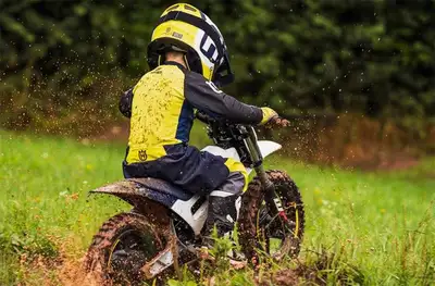 WE SHIP EVERYWHERE ~ EASY FINANCING OPTIONS ~ WE TAKE TRADES ??Parts ?Sales ?Service ?? Vancouver ?...