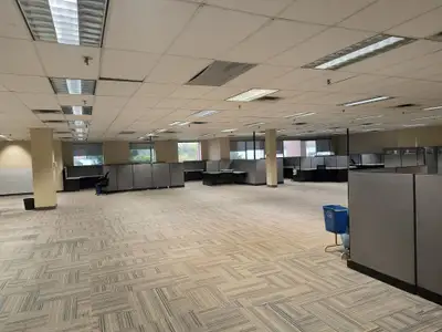 Explore this practical and adaptable office space in Saint John, offering 5,600 square feet on the m...