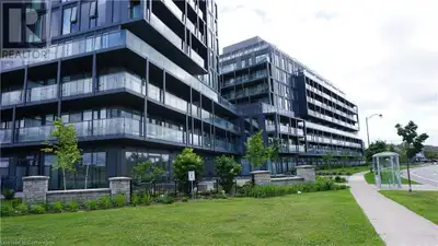 3200 DAKOTA Common Unit# B705 Burlington, Ontario
