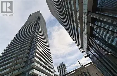 707 - 65 ST MARY STREET Toronto (Bay Street Corridor), Ontario