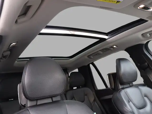 2018 Volvo XC90 in Cars & Trucks in Oakville / Halton Region - Image 20