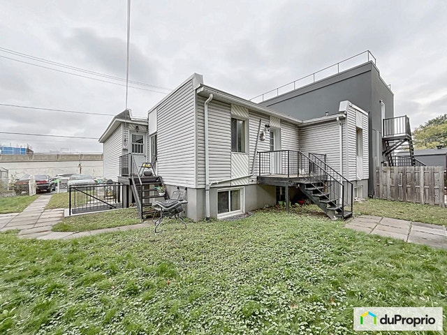$572,500 - Quadruplex for sale in Longueuil (Vieux-Longueuil) — photo 2