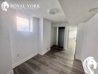 ** OPEN 24/7 - CALL: 437-561-9900 ** 2 Bedrooms, 1 Bathroom, Near Parks, Public Transportation, Bus... (image 5)