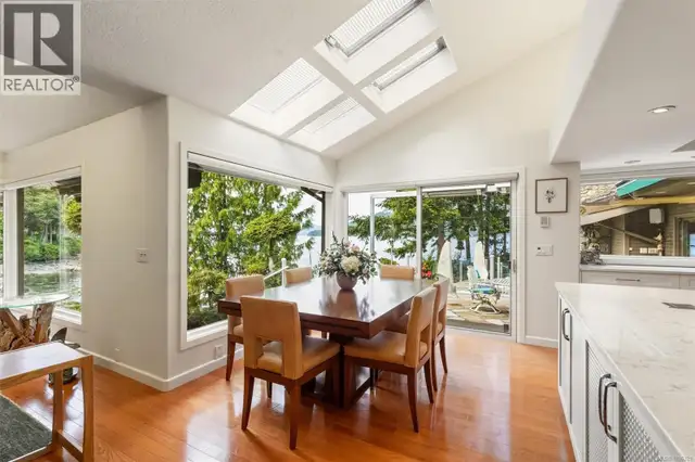 960 Lands End End North Saanich, British Columbia in Houses for Sale in Victoria - Image 31