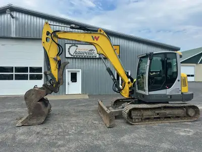 Excavatrice avec Tractions en Aciers Lame Cabine 2 Godets Attache rapide Hydraulique Pouce Hydrauliq...