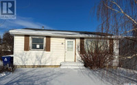 10 6th St. CRESCENT Kindersley, Saskatchewan