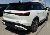 Check out this vehicle's pictures, features, options and specs, and let us know if you have any ques... (image 4)