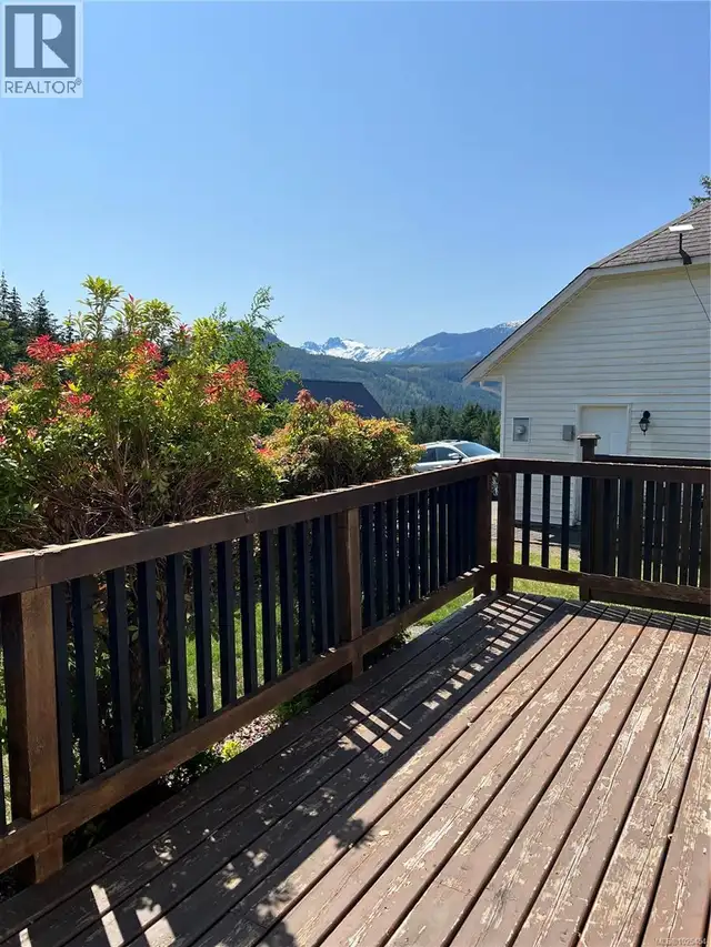 492 CEDAR Cres Gold River, British Columbia in Houses for Sale in Campbell River - Image 41