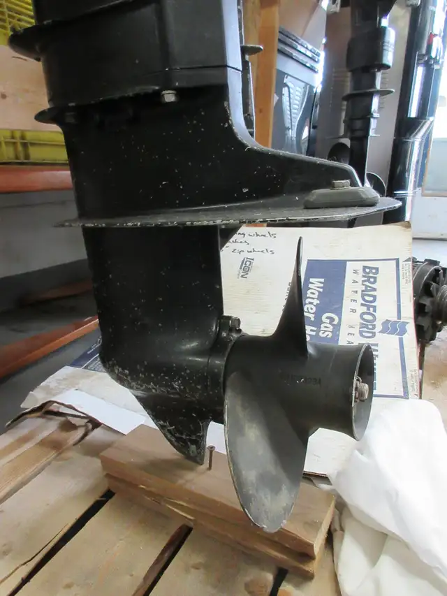 15 HP Suzuki Four Stroke Outboard motor in Powerboats & Motorboats in Prince Albert - Image 6