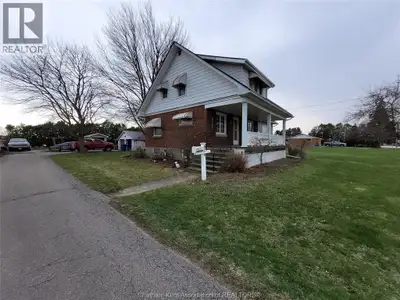 Welcome to 670 Park Avenue West! The Sellers have Reduced the price for a quick sale for this 4-bedr...