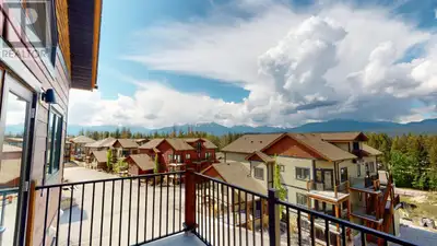 The Pines at Radium - Brand new Penthouse unit has you at the north end of Radium, with beautiful mo...