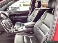 This Jeep Grand Cherokee WK boasts a Regular Unleaded V-6 3.6 L/220 engine powering this Automatic t... (image 7)
