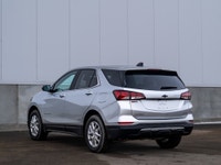 CARGET AUTOMOTIVE is thrilled to offer this 2022 CHEVROLET EQUINOX LT, a compact SUV offering a turb... (image 8)