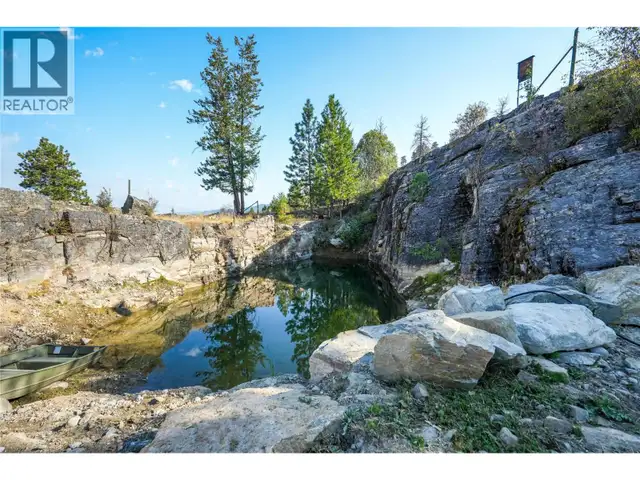 2063 Carmi Road Penticton, British Columbia in Houses for Sale in Penticton - Image 16