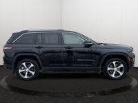 Command the road in this stunning 2023 Jeep Grand Cherokee 4xe, boasting a powerful hybrid engine an... (image 4)