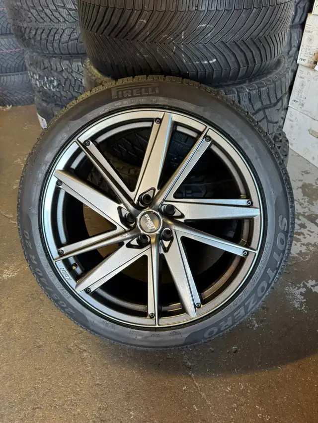 Four New 20″ 5X114.3 Tesla Fast EV01 w/ 265/40R20 Pirelli Winter in Tires & Rims in Oakville / Halton Region - Image 2