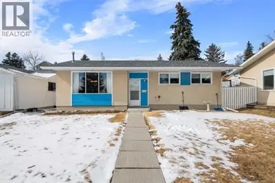 Greater Starter Home or potential revenue property! Located in the quiet community of North Haven, a...