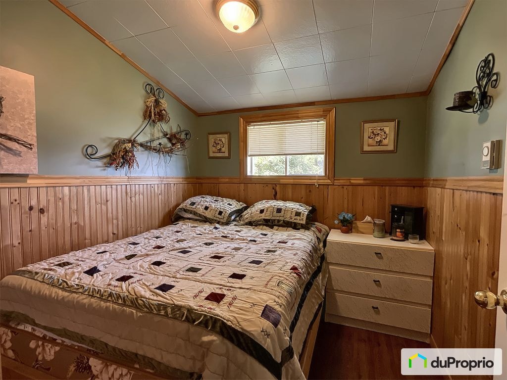 $299,000 - Cottage for sale in Chambord — photo 3