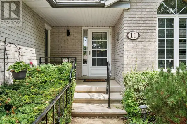 11 KEATING DRIVE Centre Wellington (Elora/Salem), Ontario in Houses for Sale in Kitchener / Waterloo - Image 3