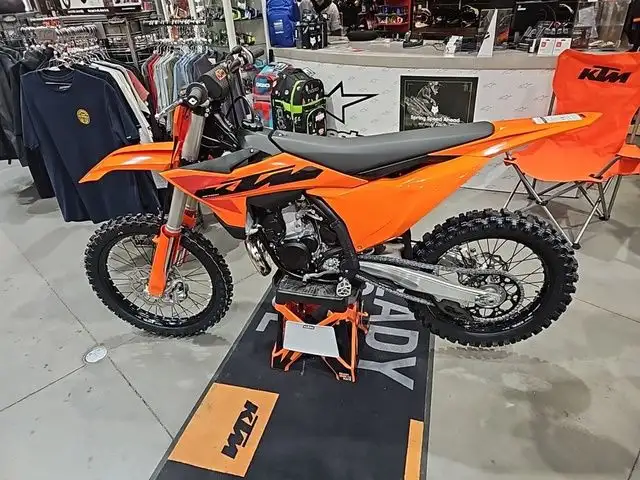 2025 KTM SX 250 in Dirt Bikes & Motocross in Calgary - Image 10