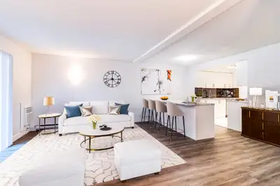 2 Bedrooms Apartment for Rent - 2699 Battleford Road
