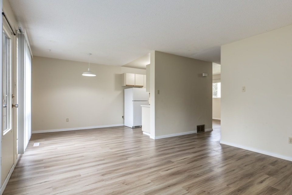 Suites are complete with fridge, stove, dishwasher, and in-suite 5