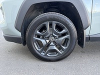 One Owner verified, Clean Carfax, Low mileage, Tonneau Cover, Cargo Cover, Owner Manual, RAV4 Trail,... (image 9)