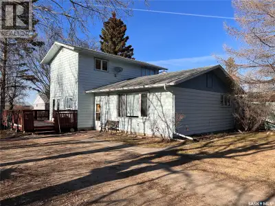Welcome to 609 Ave B West Wynyard. This 1516 square foot home is located near the Wynyard Golf Cours...