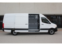 2025 MERCEDES SPRINTER 2500 -- 170 FULL SIZE -- HIGH ROOF -- ECONOMICAL AND POWERFUL HIGH OUTPUT DIE... (image 4)