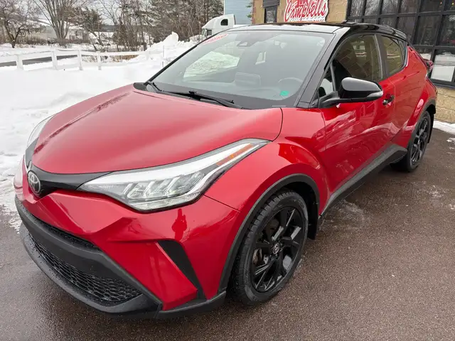 2021 Toyota C-HR XLE Premium Remote Starter! Backup Camera! H... in Cars & Trucks in Moncton - Image 4