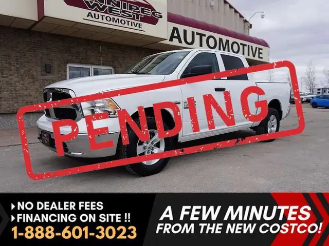2023 Ram 1500 SLT 4x4 Crew Cab 5'7 Box - 5.7L HEMI - LOW KMS!!!