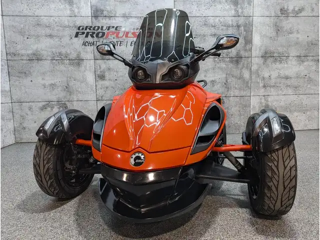 2016 Can-Am Spyder RS-S, SE5 | 24900km in Street, Cruisers & Choppers in Saguenay - Image 4