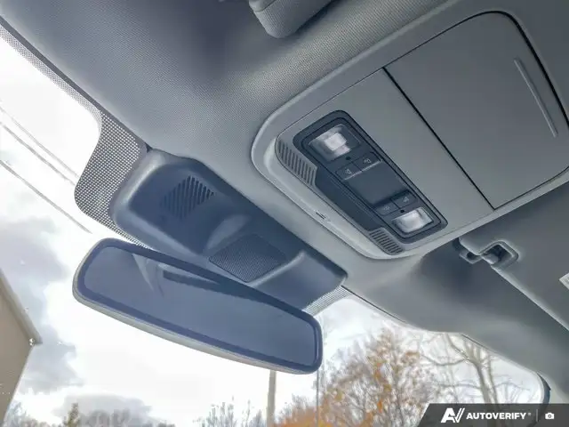 2023 Ford Super Duty F-250 SRW XLT | 7.3L Godzilla V8 Power + in Cars & Trucks in Dartmouth - Image 25