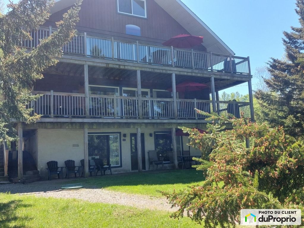 $895,000 - Triplex for sale in Sutton — photo 2