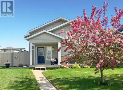 30 Pinnacle Grove Grande Prairie, Alberta