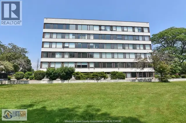2144 PELISSIER Unit# 601 Windsor, Ontario in Long Term Rentals in Windsor Region - Image 3